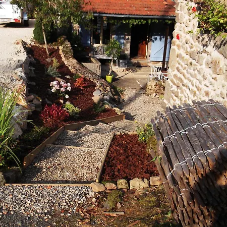 فندق مبيت وإفطار Bergeveaux